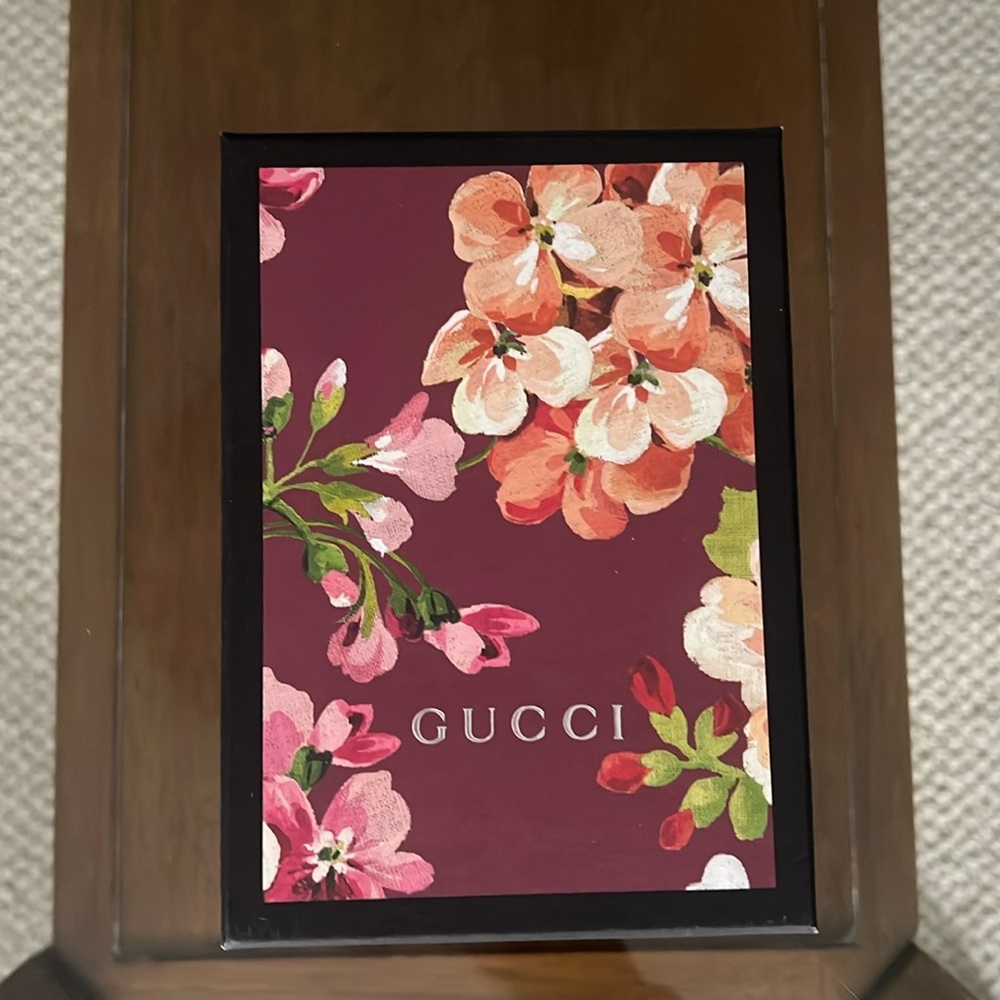 authentic Gucci bloom box ( empty )